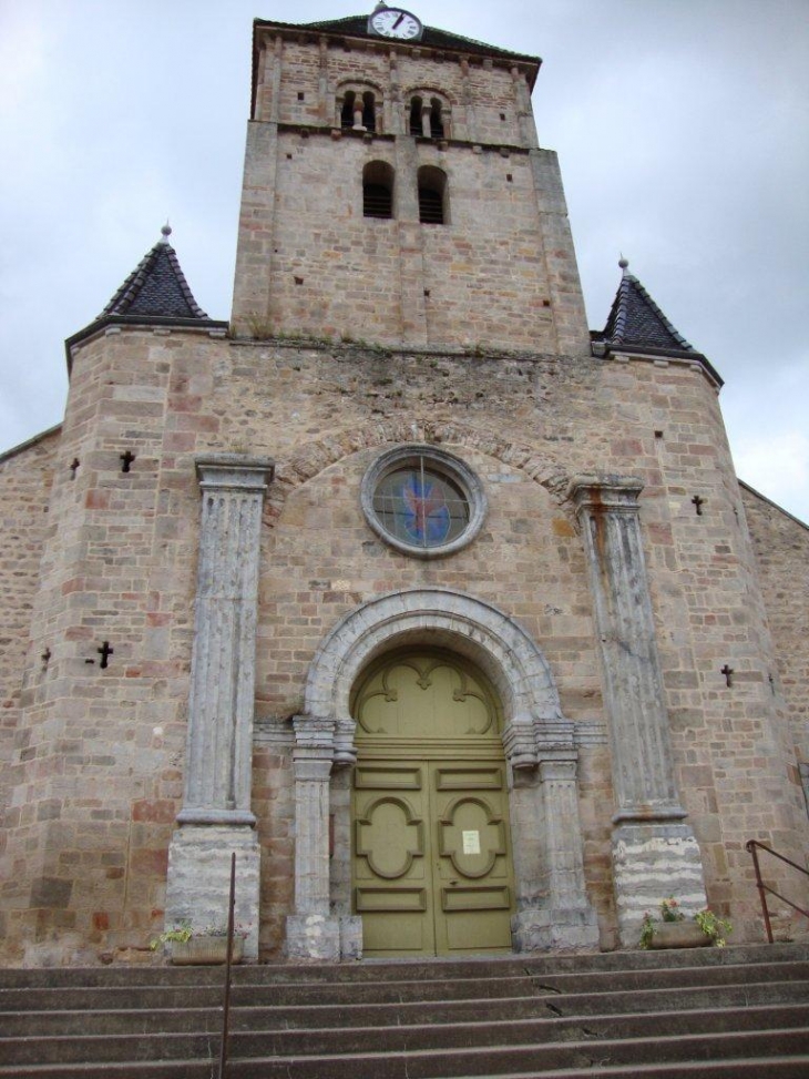 Tramayes (71520) église