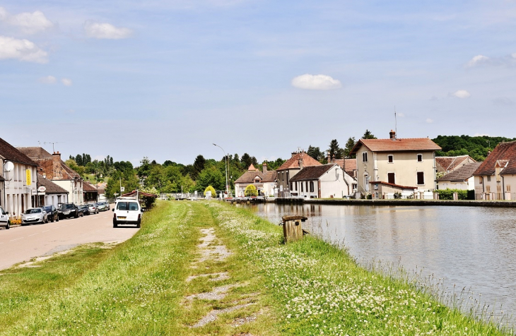 Canal de Briare - Rogny-les-Sept-Écluses