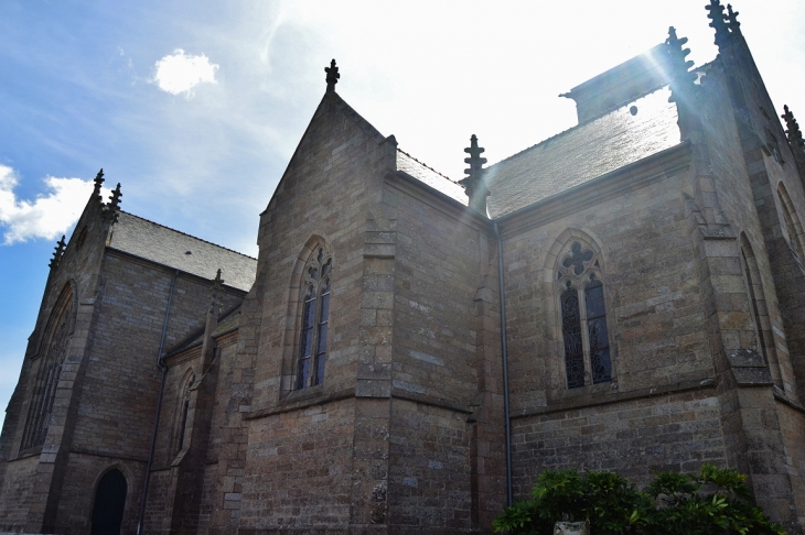 église Saint-Yves - Louannec
