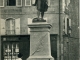 Statute de Poulain-Corbion - Maire de St Brieuc sous la révolution, fut tué par les Chouans le 5 Brumaire, au VIII, pour avoir refusé de leur livrer les clefs de la ville (carte postale de 1910)