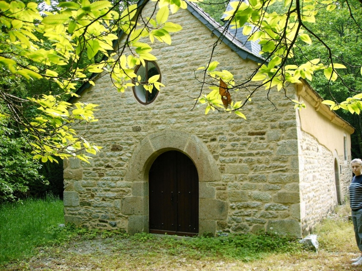 La chapelle de la bruyére - Saint-Launeuc