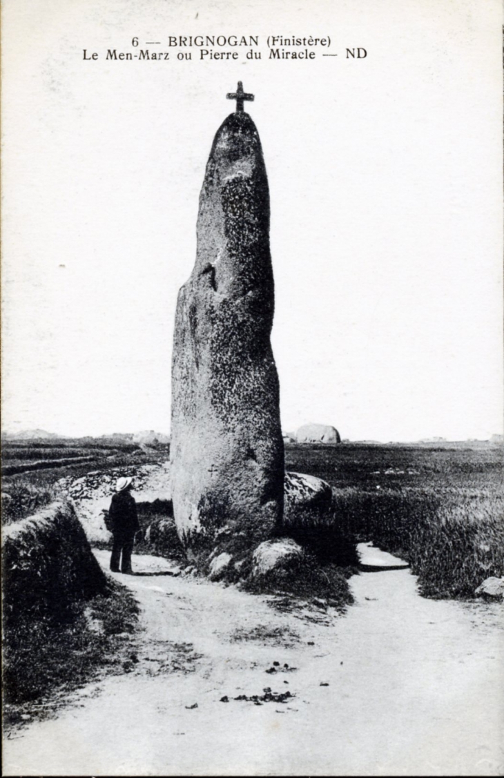 Le Men-Marz ou pierre du Miracle, vers 1920 (carte postale ancienne). - Brignogan-Plage