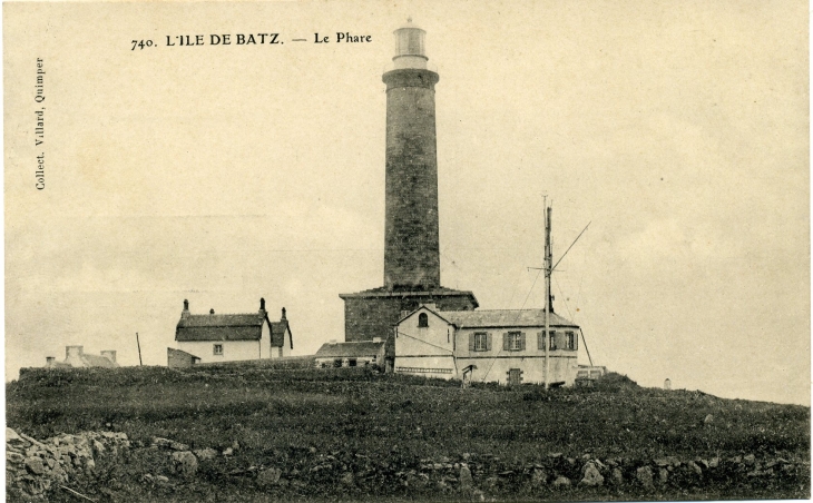Le Phare (carte postale de 1940) - Île-de-Batz