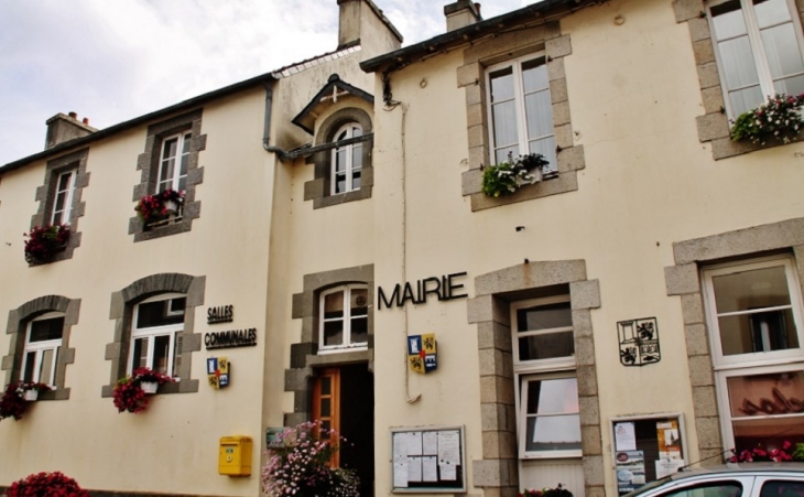 La Mairie - La Roche-Maurice