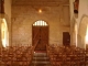 L' intérieur de l' église à Plovan
