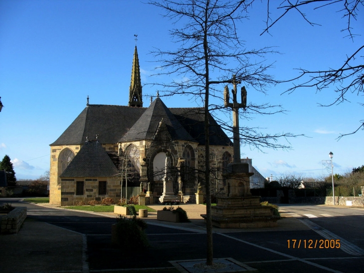 église St Audoen - Rosnoën
