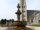 la fontaine devant l'église
