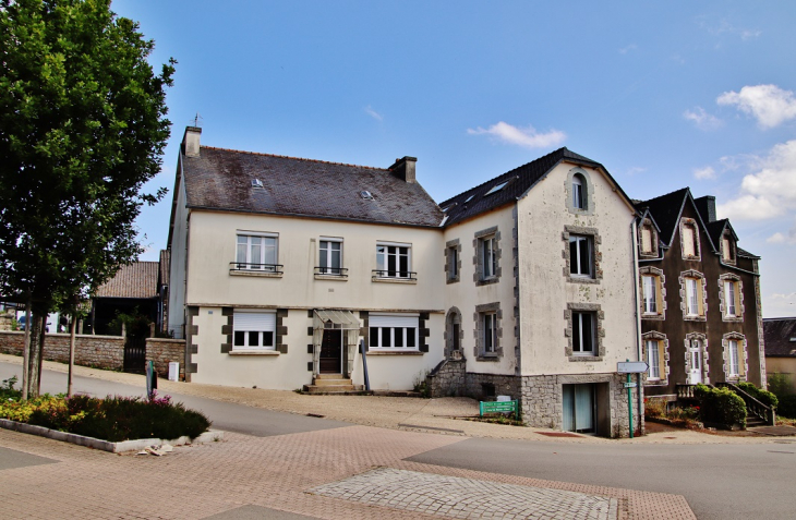 La Commune - Saint-Thois