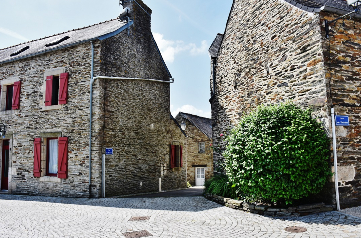 La Commune - Saint-Thois