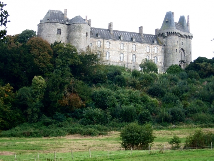 Chateau de Montmuran - Les Iffs