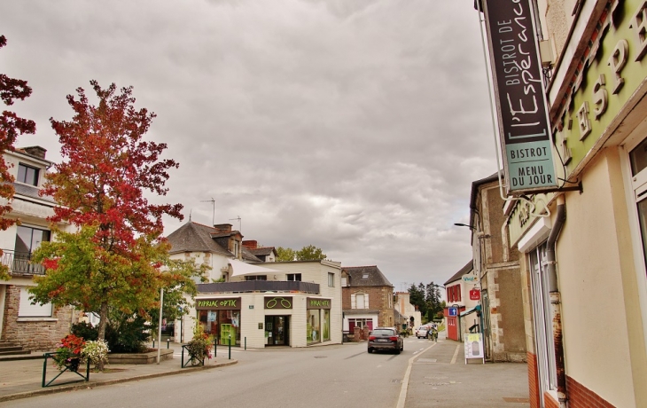 Le Village - Pipriac