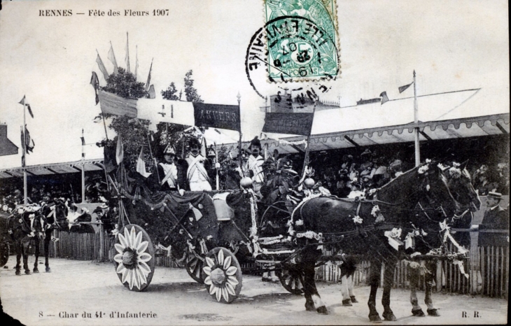 Fête des Fleurs de 1907 - Char du 41e d'infanterie (carte postale ancienne). - Rennes