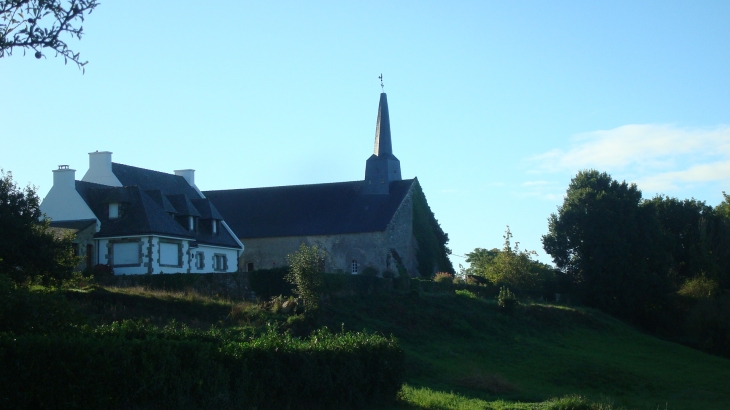 Un autre regard sur l'église - Locoal-Mendon