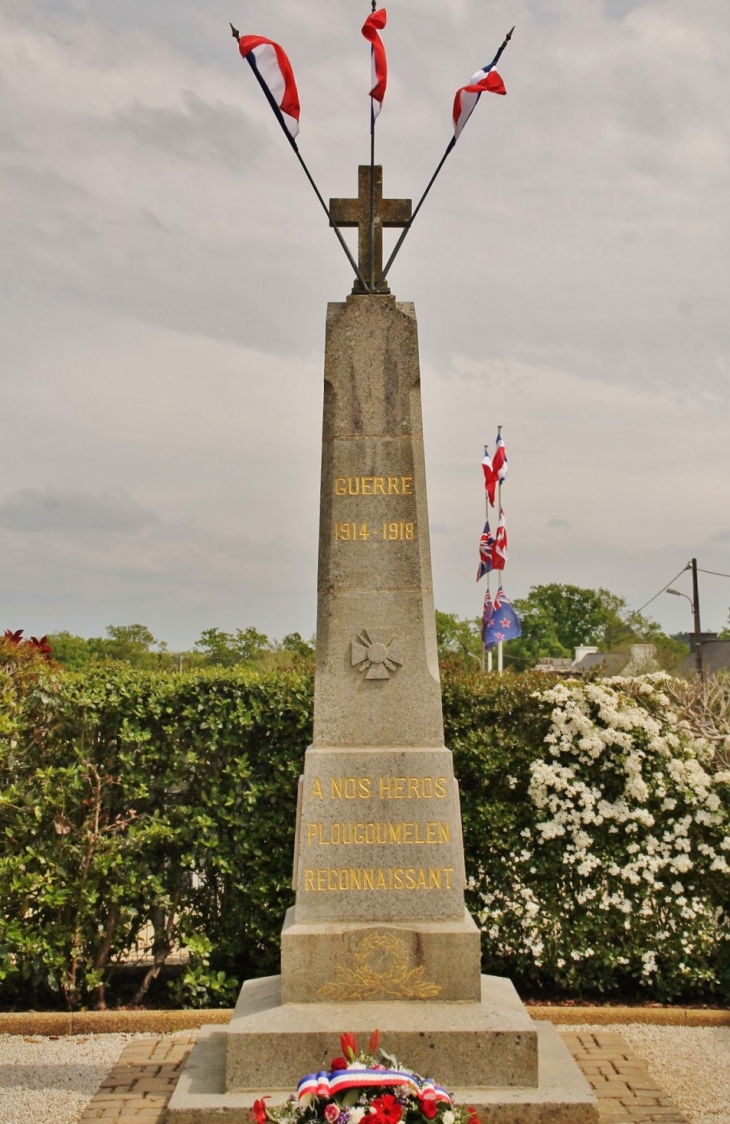Monument-aux-Morts - Plougoumelen