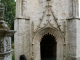Portail de la chapelle de Saint Nicodème.