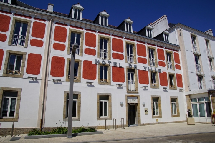 Hotel-de-Ville - Quiberon