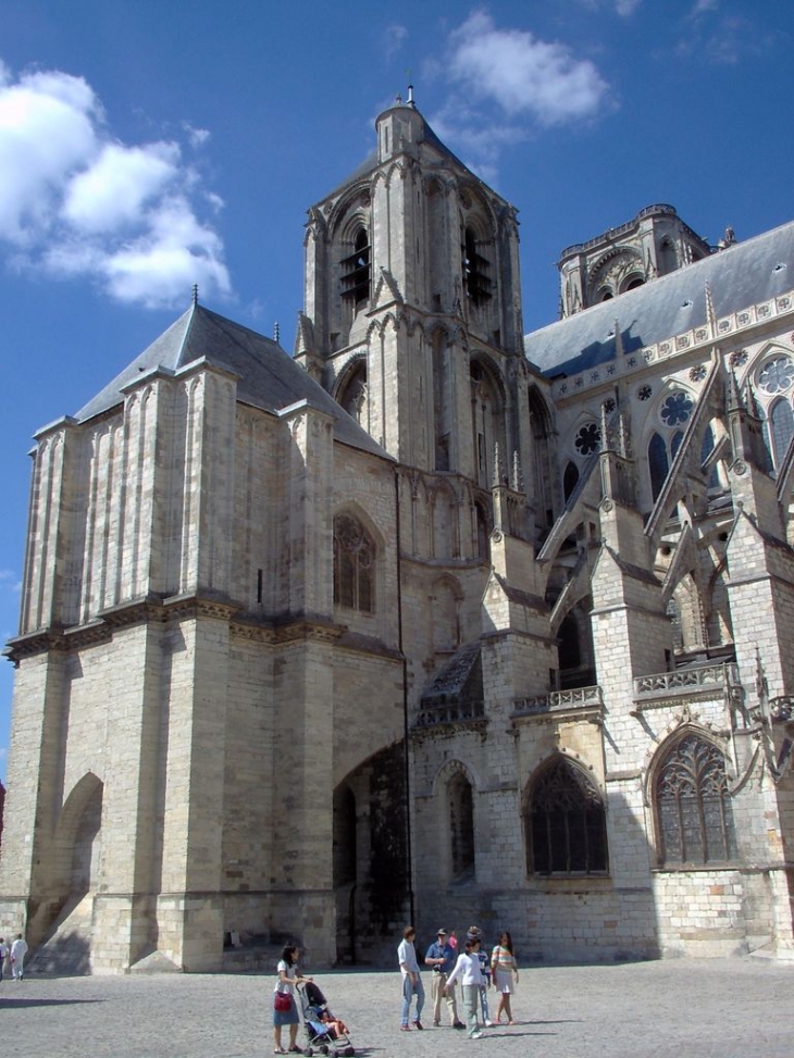  - Bourges