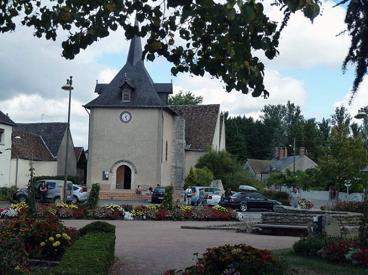 Le centre du village - Neuvy-sur-Barangeon