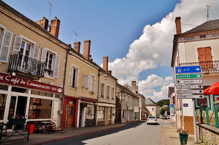 La Commune - Vailly-sur-Sauldre