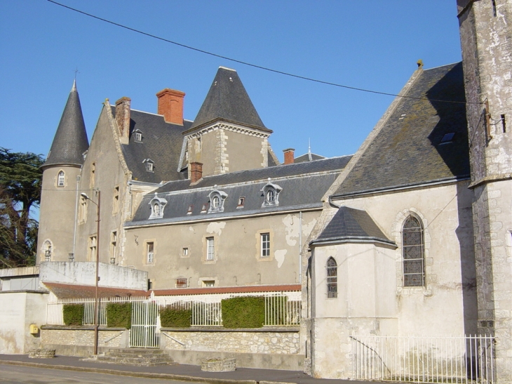 Chateau - Oysonville