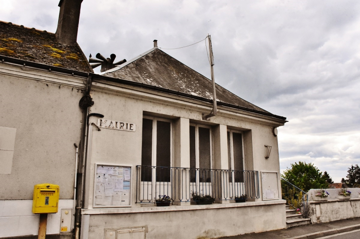 La Mairie - Saint-Genouph