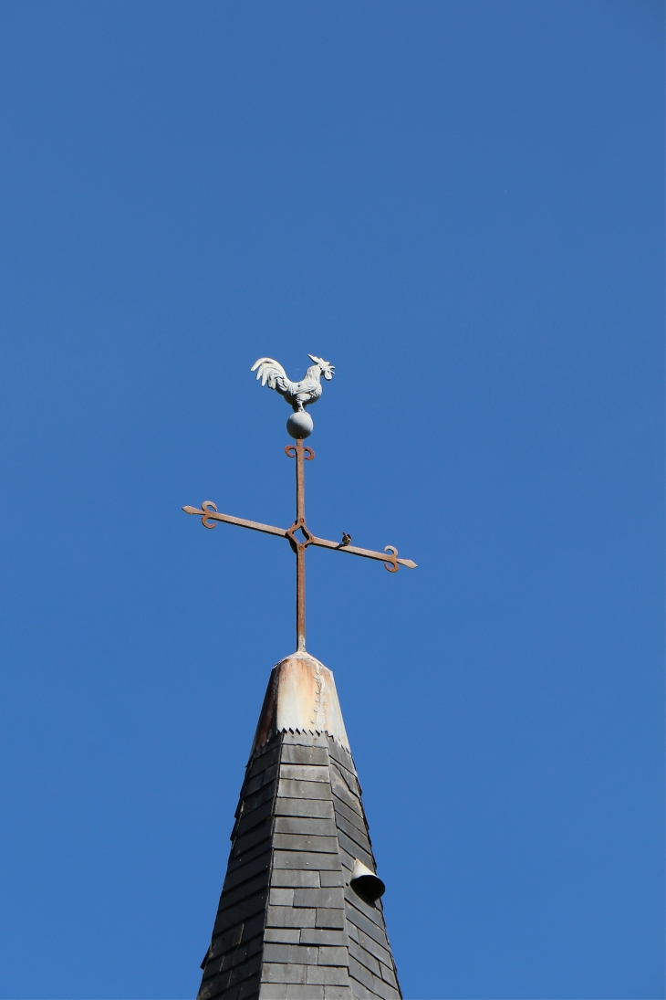 Le paratonnerre du clocher de l'église du Pin. - Badecon-le-Pin