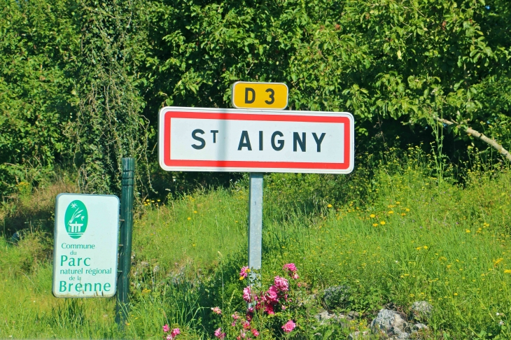 Le panneau. - Saint-Aigny