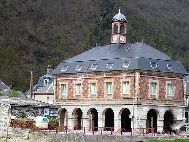 Château Regnault - Bogny-sur-Meuse