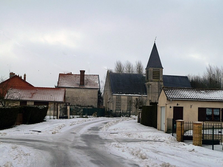 Dans le village - Givry