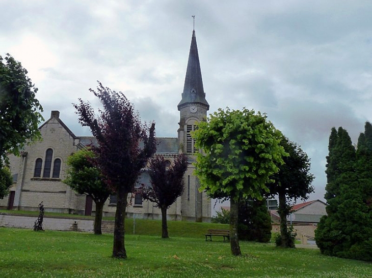 L'église - Saint-Étienne-à-Arnes