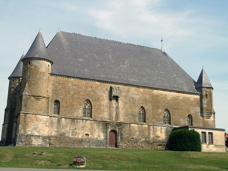 L'église - Saint-Juvin