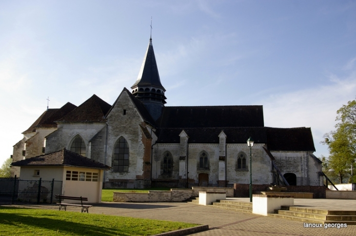 église st laurent - Bouilly
