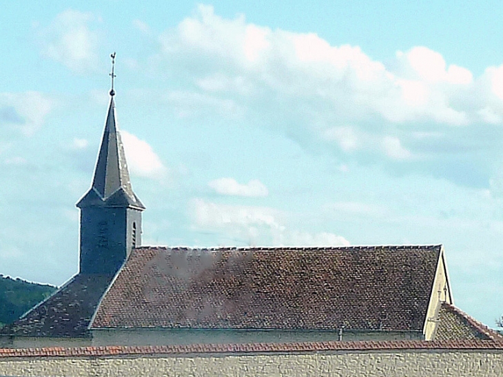 Vue sur la chapelle Saint Hilaire - Vouécourt