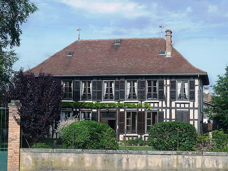 Belle demeure - Larzicourt