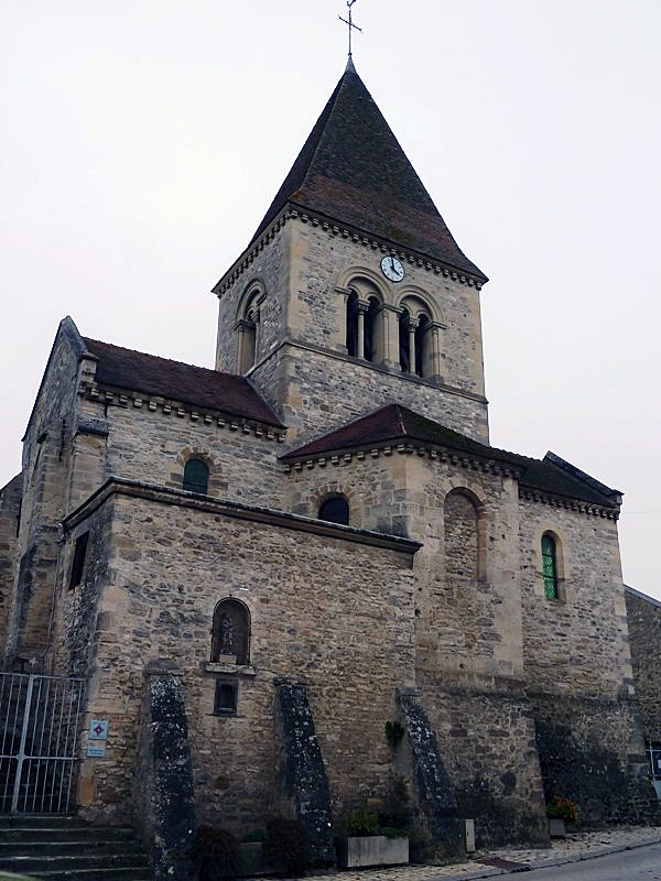 L'église - Ormes