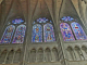 la cathédrale : vitraux de la nef