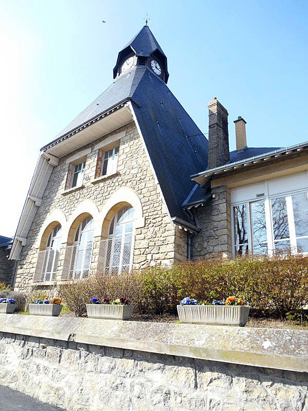 La mairie - Villers-Franqueux