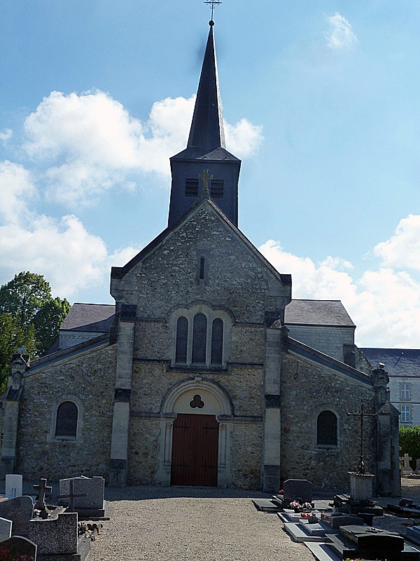 L'entrée de l'église - Vitry-la-Ville