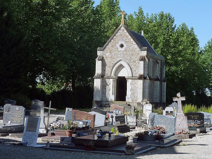 La chapelle du cimetière - Vitry-la-Ville