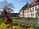 Couleurs de novembre dans la cour du château