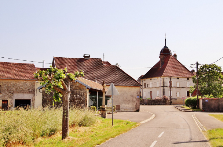 La Commune - Baulay