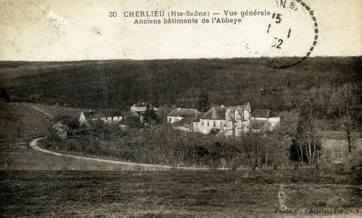 Anciens bâtiments de l'Abbaye autour des années 30 - Montigny-lès-Cherlieu