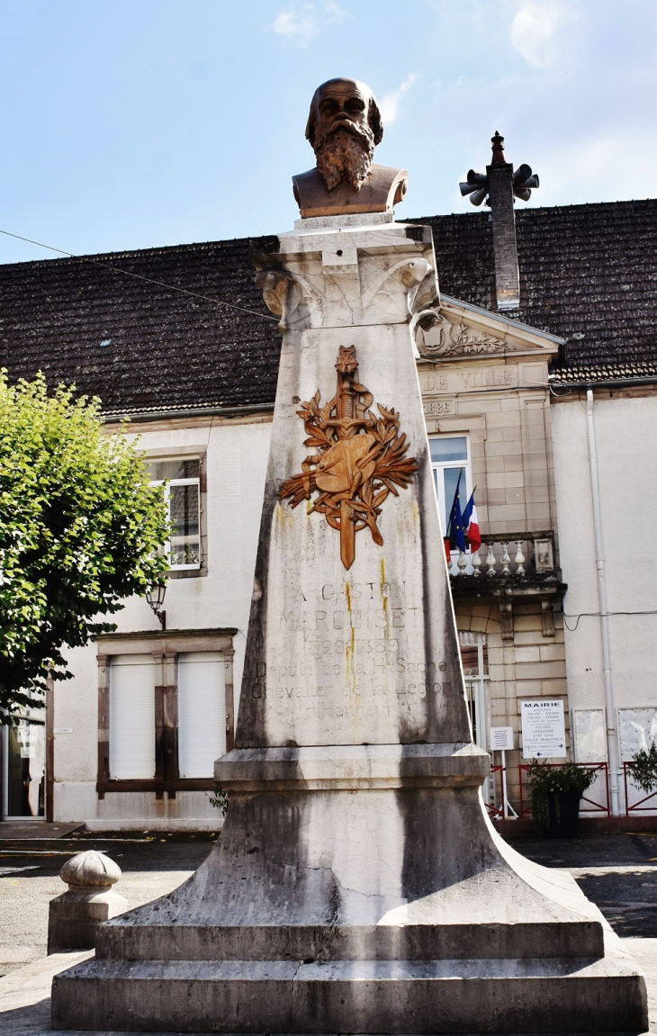 Monument-aux-Morts - Saint-Loup-sur-Semouse