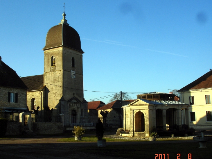 Vue de l'église - Semmadon