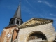 Photo suivante de Acquigny Le clocher et la façade