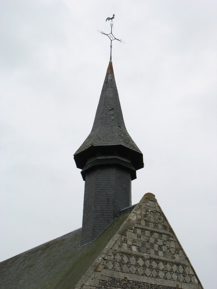 Clocher fin de l'église Saint-Cosme d'Ajou