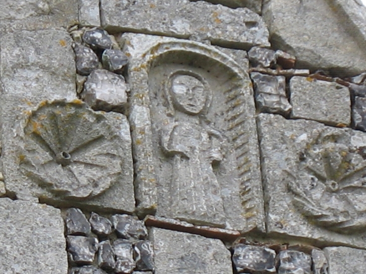 Façade de l'église (Saint-Cosme) - Ajou