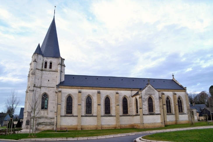 Eglise paroissiale Notre Dame.  - Amfreville-la-Campagne