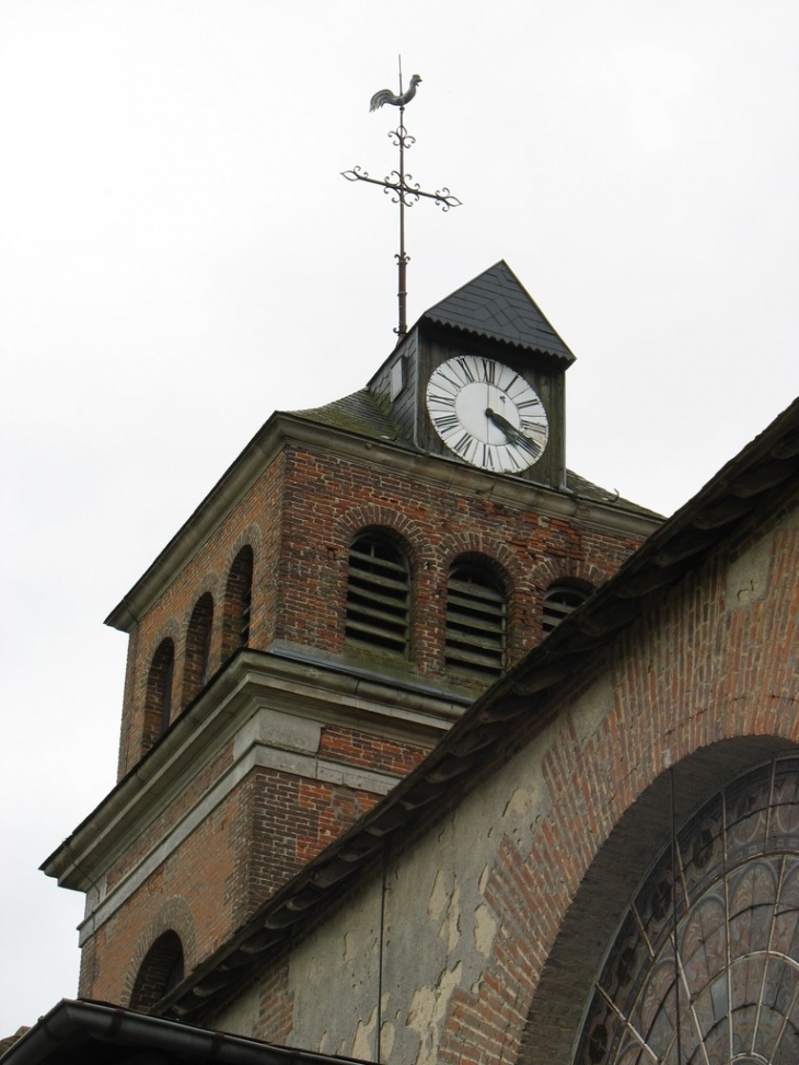 Vue du Clocher de l'église Saint-Nicolas - Beaumesnil