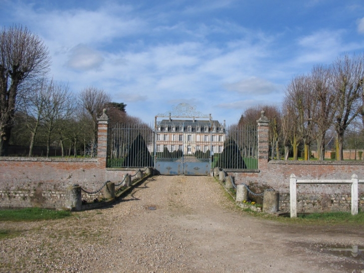 Le château - Bérengeville-la-Campagne